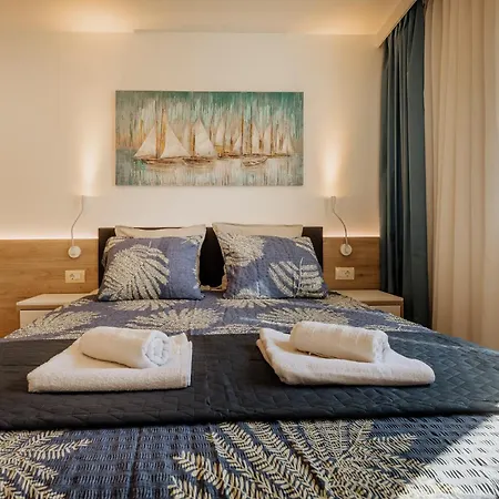 Supreme Bliss Lägenhet *