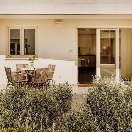 Supreme Bliss דירה *